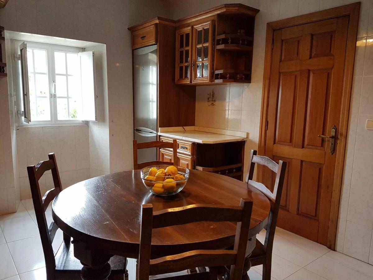 Vivienda rústica con jardín y patio interior Vila Vilanova de Arousa Exterior foto